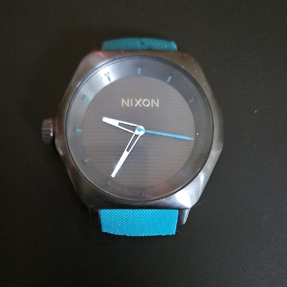 Nixon Silver Case Watch